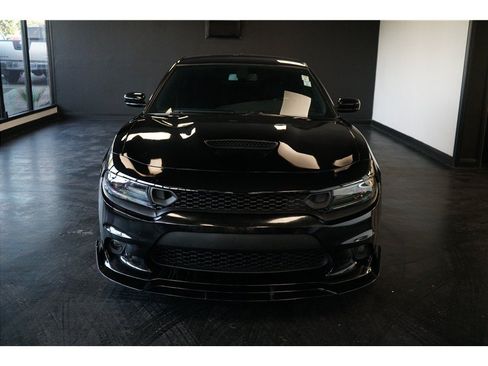 Used 2020 Dodge Charger GT RWD image 2