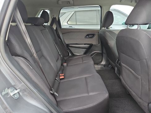 Used 2023 Nissan Rogue S image 20