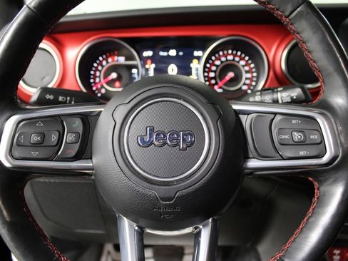 Used 2021 Jeep Wrangler Unlimited Rubicon w/ Cold Weather Group AWD/4WD image 31