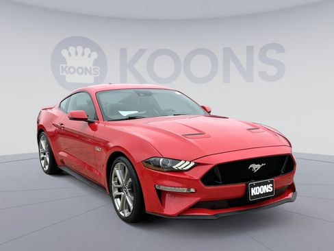 Used 2020 Ford Mustang GT Premium w/ Equipment Group 401A RWD image 2