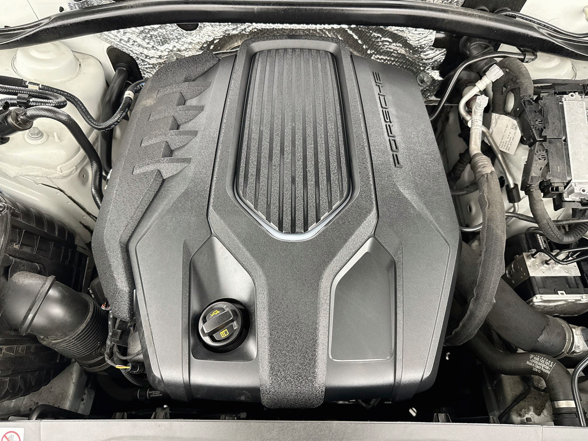 Used 2023 Porsche Macan AWD/4WD image 67