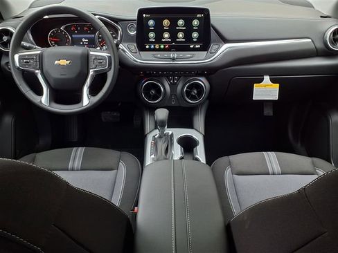 New 2026 Chevrolet Blazer LT image 11