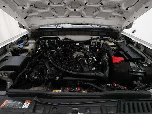 Used 2022 Ford Bronco Black Diamond AWD/4WD image 3
