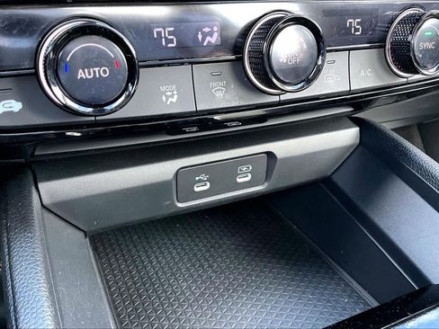 Used 2024 Honda Accord EX-L image 34