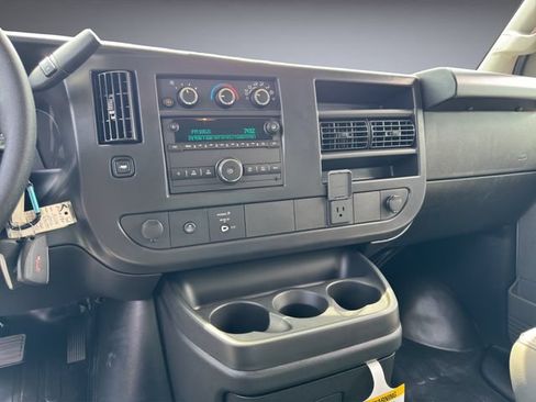 New 2026 GMC Savana 2500 w/ Driver Convenience Package RWD image 18