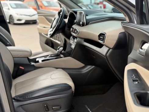 Used 2019 Hyundai Santa Fe AWD image 17