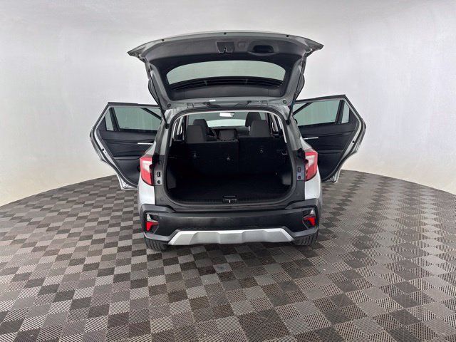 Certified 2026 Kia Seltos LX AWD/4WD image 17