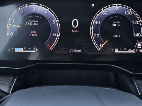 Used 2025 Jeep Grand Cherokee Limited RWD image 21