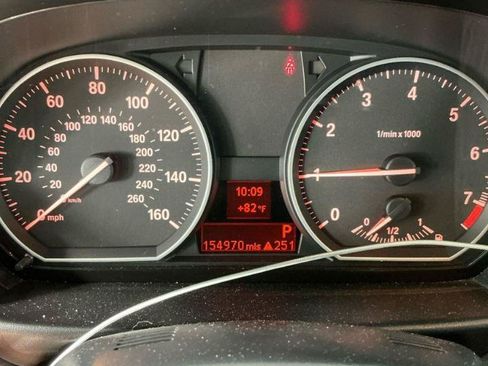 Used 2009 BMW 128i Convertible RWD image 10