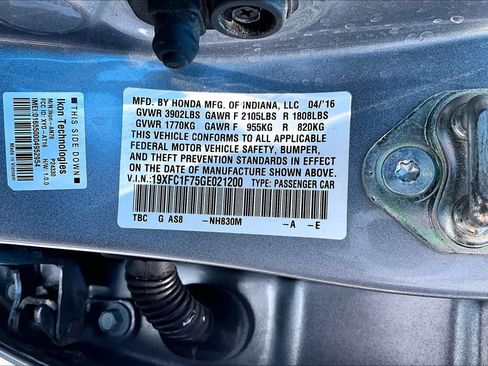 Used 2016 Honda Civic EX-L image 33