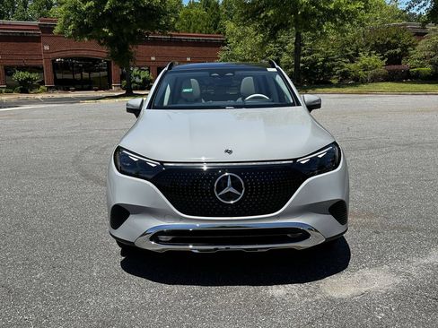 New 2026 Mercedes-Benz EQE 320 4MATIC SUV image 3