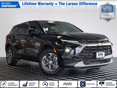 Used 2025 Chevrolet Blazer LT image 1