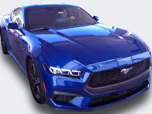 Used 2024 Ford Mustang Premium image 1