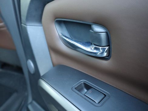 Used 2023 Nissan Titan Platinum Reserve w/ Moonroof Package image 55