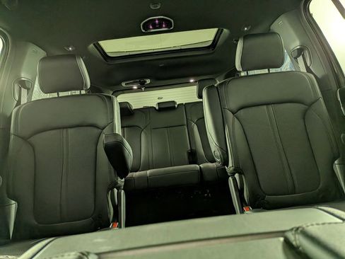New 2026 Jeep Grand Wagoneer Limited AWD/4WD image 29