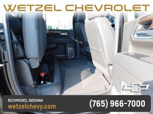 Used 2025 Chevrolet Silverado 2500 High Country w/ Technology Package AWD/4WD image 28
