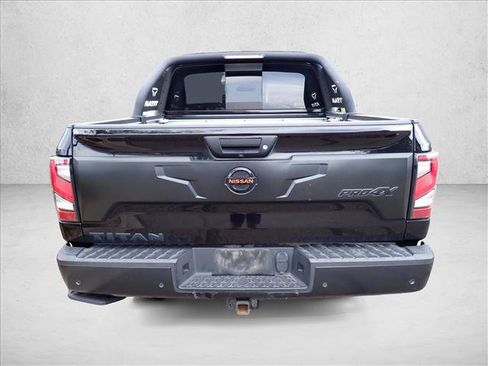 Used 2020 Nissan Titan PRO-4X w/ Pro-4x Convenience Package AWD/4WD image 15