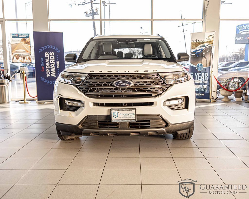Used 2021 Ford Explorer XLT w/ Equipment Group 202A RWD image 3