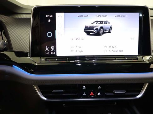 New 2026 Volkswagen Atlas Peak Edition AWD/4WD image 9