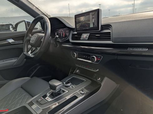 Used 2019 Audi SQ5 Prestige w/ Prestige Package image 27