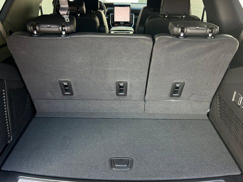 New 2026 GMC Yukon Denali w/ Denali Reserve Package AWD/4WD image 15