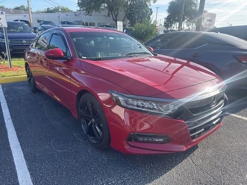 Used 2019 Honda Accord Sport image 3