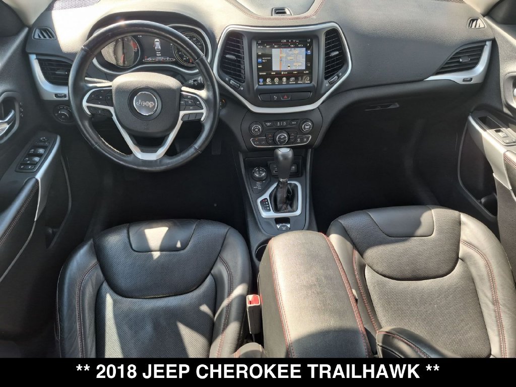 Used 2018 Jeep Cherokee Trailhawk AWD/4WD image 26
