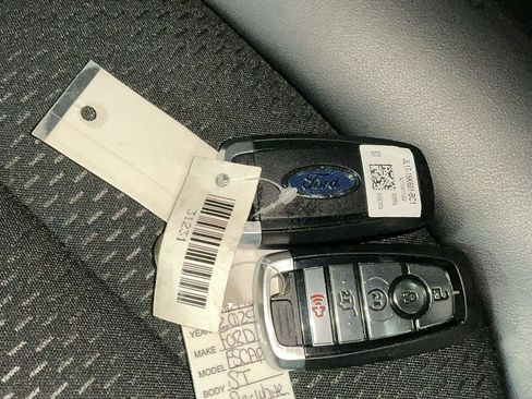 New 2025 Ford Escape ST-Line w/ Tech Pack #1 image 21