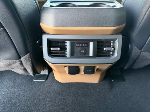 Used 2023 Ford F350 Lariat w/ Lariat Ultimate Package AWD/4WD image 30
