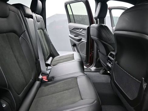New 2025 Jeep Grand Cherokee Altitude AWD/4WD image 21