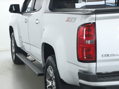 Used 2018 Chevrolet Colorado Z71 AWD/4WD image 39