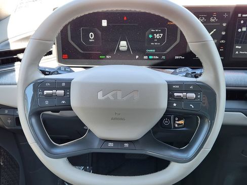 Certified 2024 Kia EV9 Wind AWD/4WD image 24