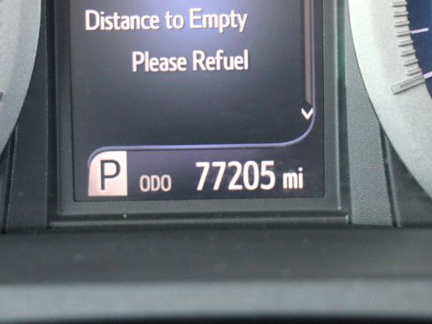 Used 2020 Toyota Sienna XLE w/ XLE Navigation Package FWD image 34
