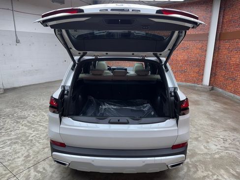 Used 2026 BMW X5 xDrive40i image 26