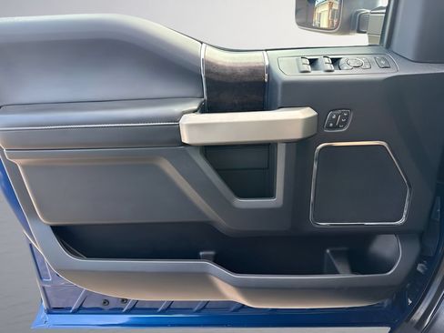 Used 2022 Ford F250 Lariat AWD/4WD image 30