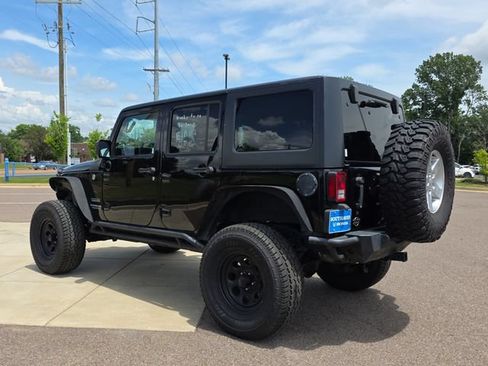 Used 2016 Jeep Wrangler Unlimited Sport w/ Max Tow Package AWD/4WD image 5