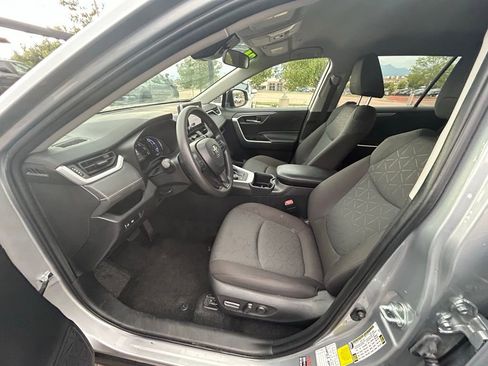 Used 2024 Toyota RAV4 XLE image 16