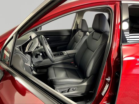 New 2026 Nissan Murano SV AWD/4WD image 16