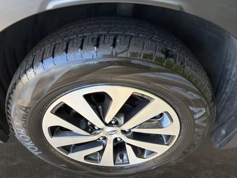 Used 2021 Subaru Outback Premium AWD/4WD image 40