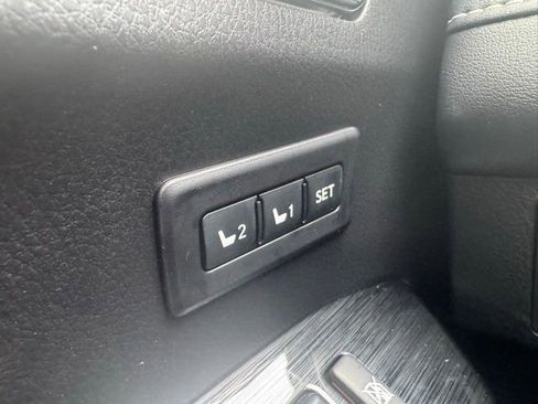 Certified 2018 Toyota RAV4 Limited w/ Carpet Mat Package image 34