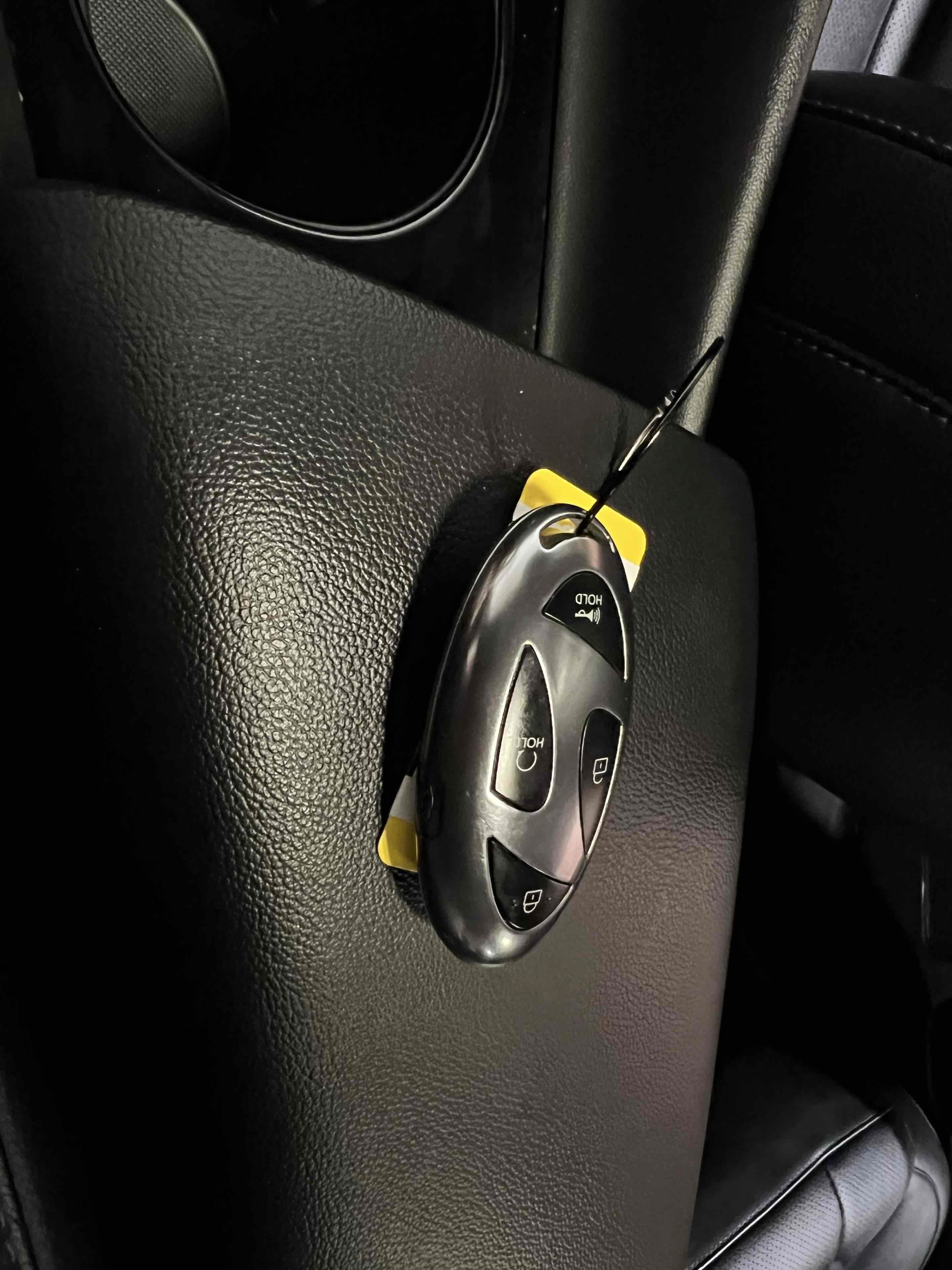 Used 2025 Hyundai Elantra Limited FWD image 12