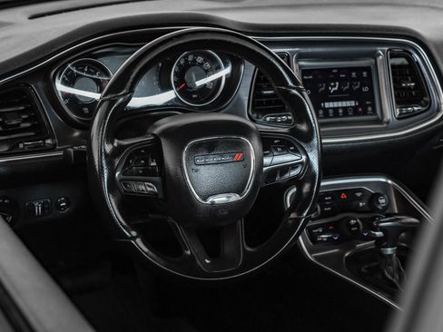 Used 2018 Dodge Challenger R/T RWD image 15
