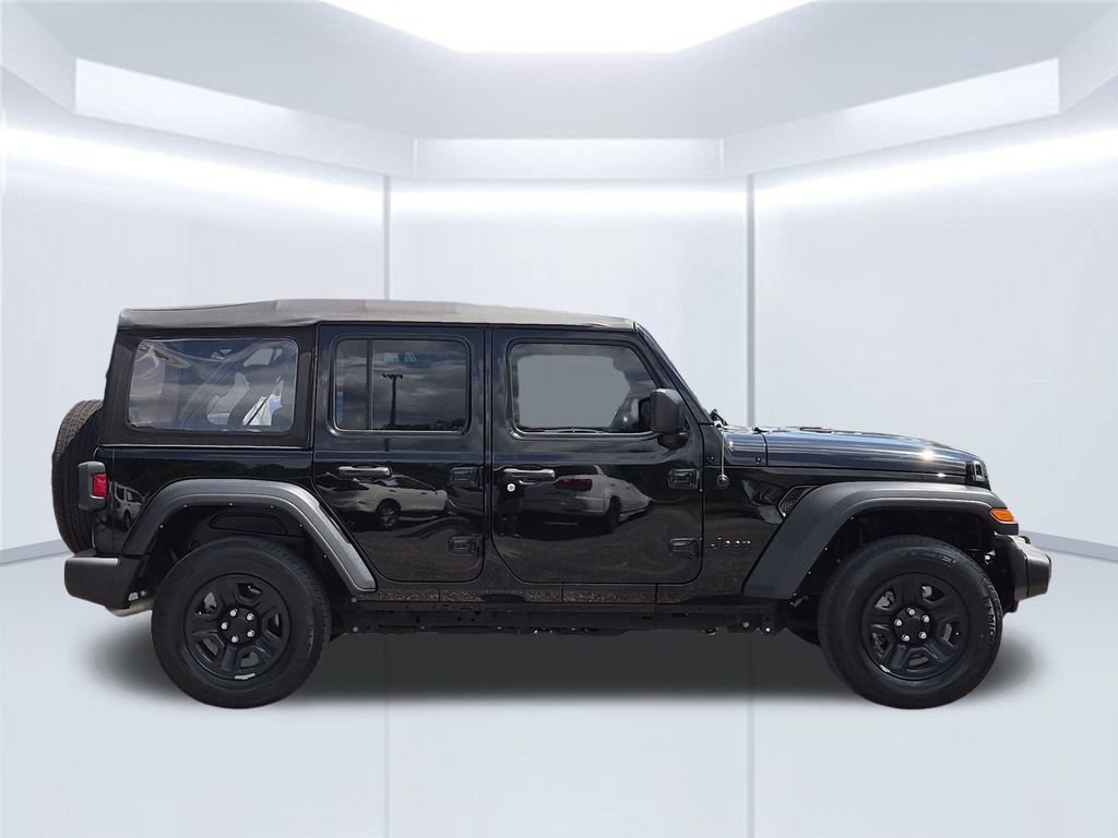 Used 2022 Jeep Wrangler Unlimited Sport AWD/4WD image 9