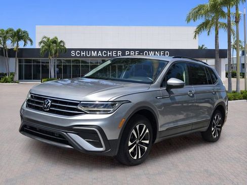 Used 2023 Volkswagen Tiguan S FWD image 3