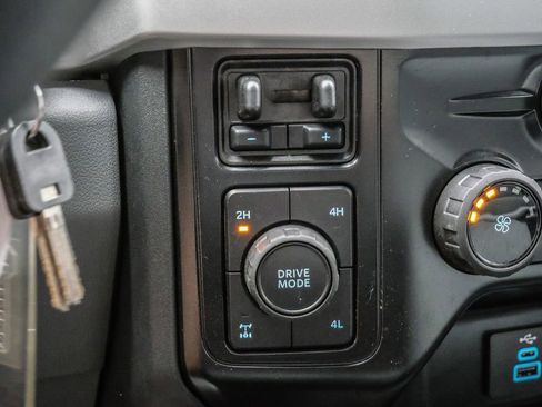 Used 2026 Ford F250 XL w/ XL Chrome Package AWD/4WD image 41