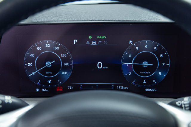 Used 2024 Kia Telluride SX X-Line AWD/4WD image 2