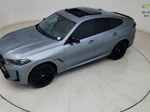 Used 2025 BMW X6 M60i AWD/4WD image 79