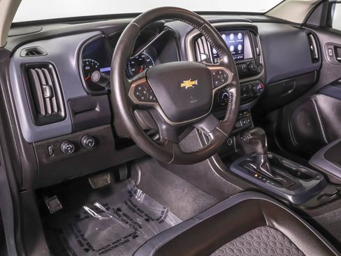 Used 2020 Chevrolet Colorado Z71 image 4