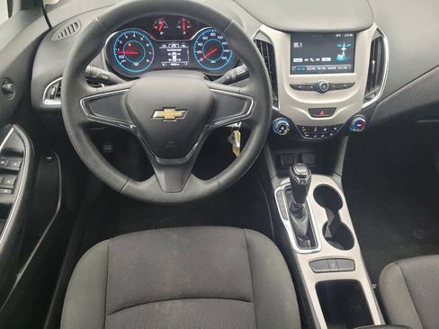 Used 2016 Chevrolet Cruze LS FWD image 22