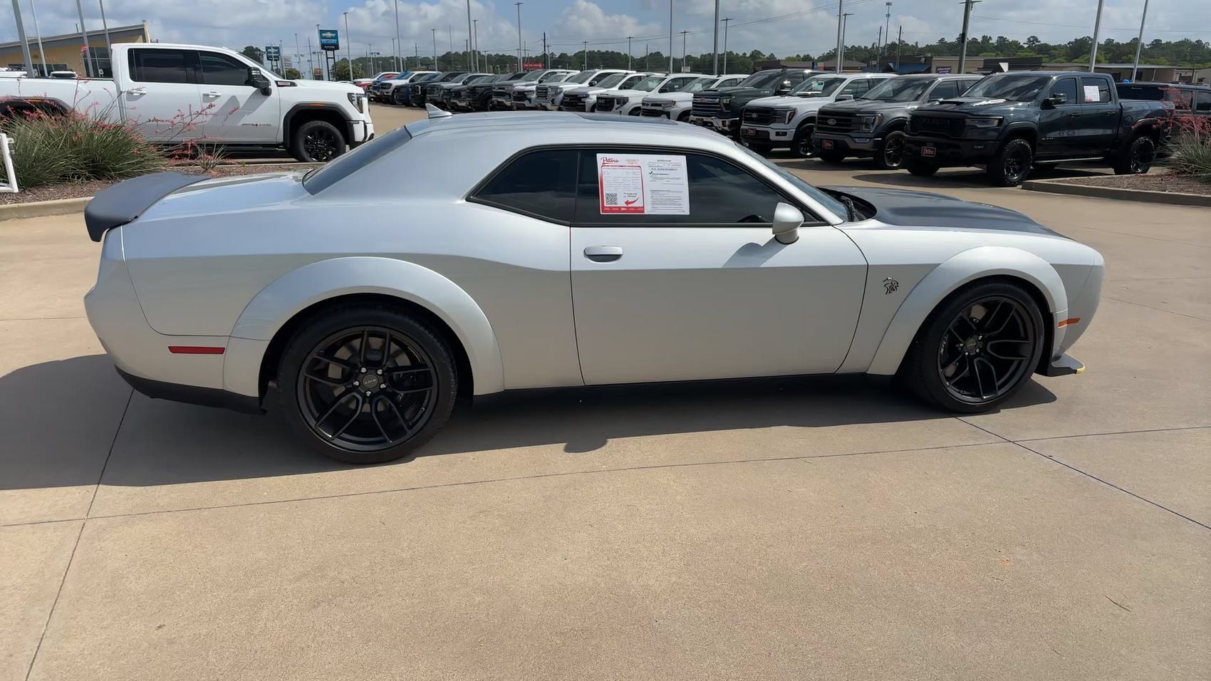 Used 2023 Dodge Challenger SRT Hellcat RWD image 8